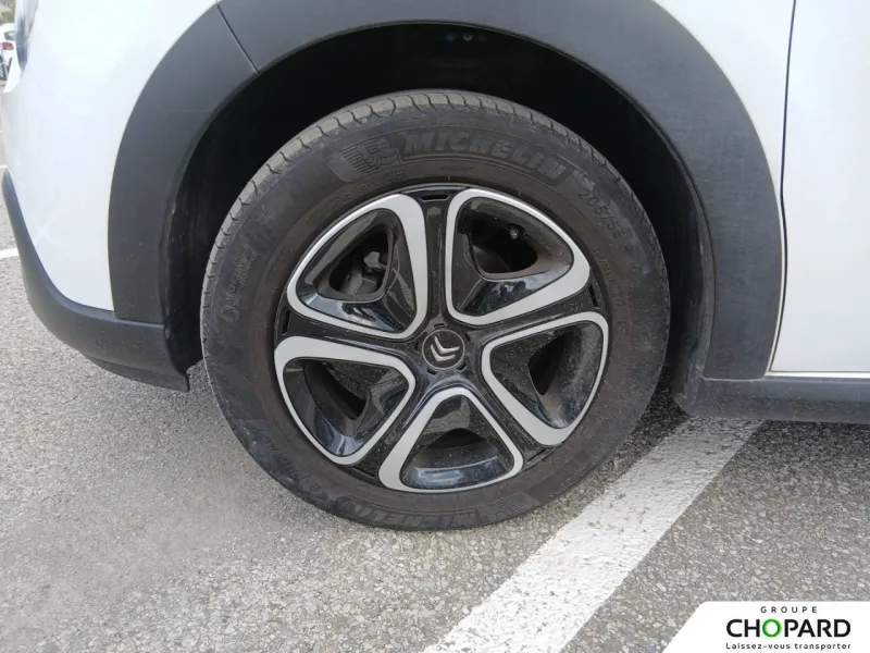 Image secondaire du véhicule 13