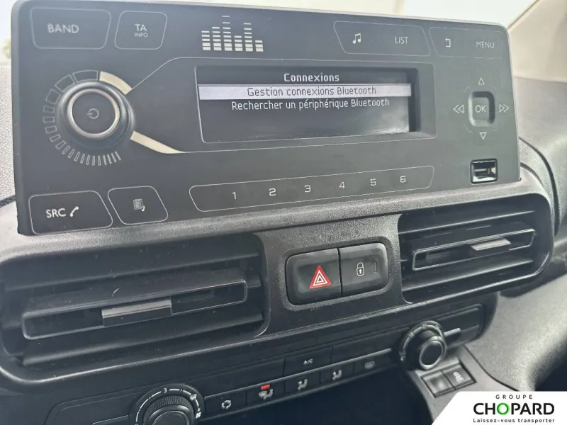 Image secondaire du véhicule 11