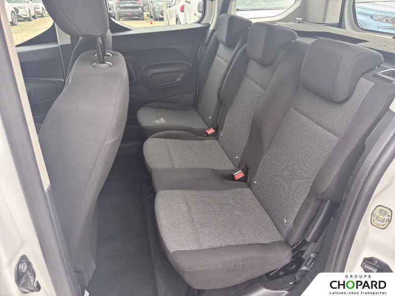 Image secondaire du véhicule 12