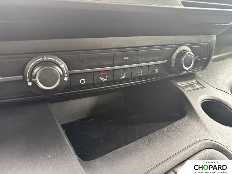 Image secondaire du véhicule 14