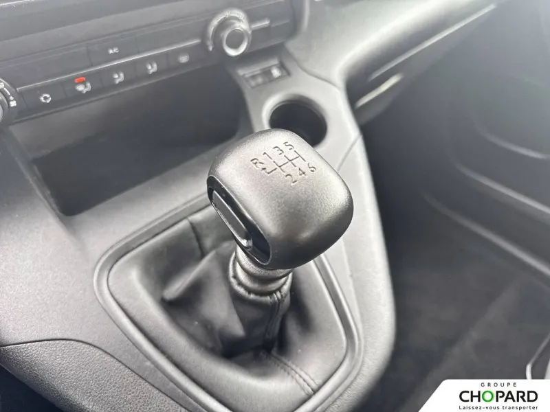 Image secondaire du véhicule 15