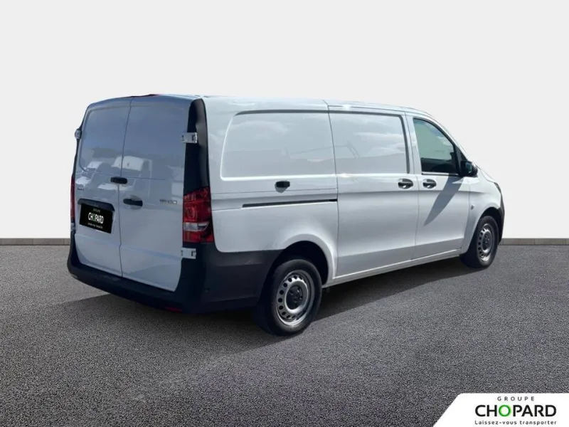 Image secondaire du véhicule 4