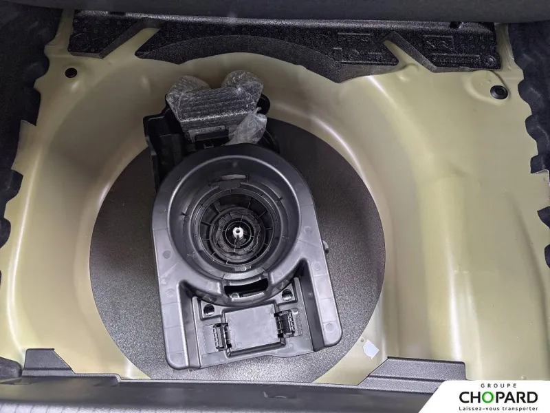 Image secondaire du véhicule 25