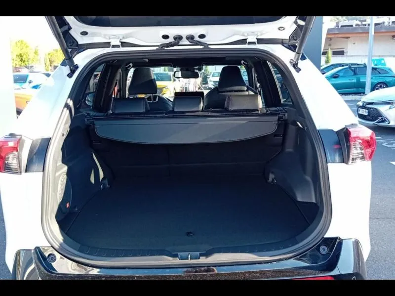 Image secondaire du véhicule 10