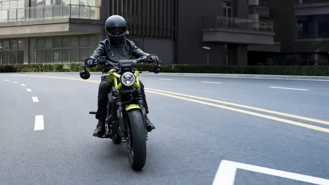 Zontes 125 C : péri-urbain