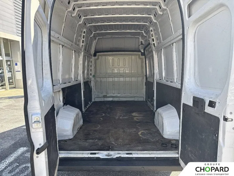 Image secondaire du véhicule 7