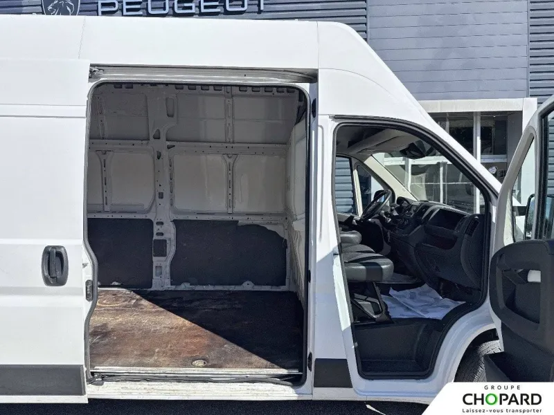 Image secondaire du véhicule 11