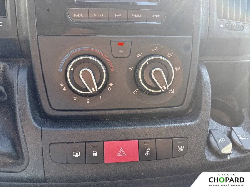 Image secondaire du véhicule 18