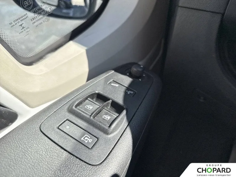 Image secondaire du véhicule 21