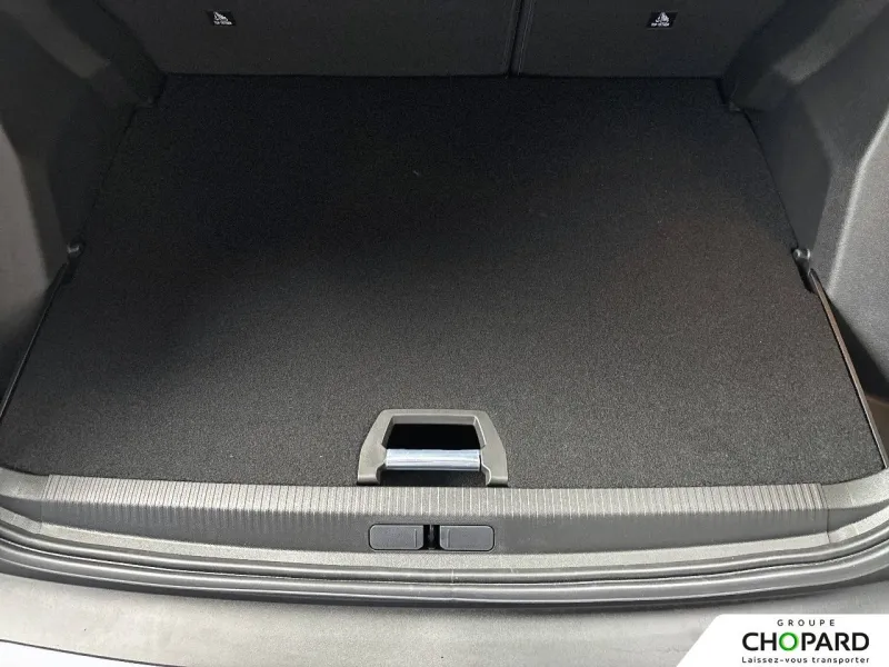 Image secondaire du véhicule 24