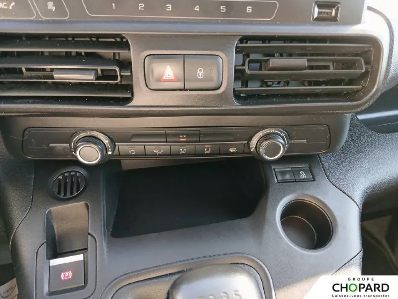 Image secondaire du véhicule 15