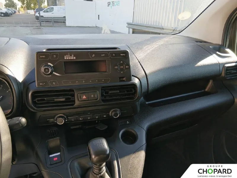 Image secondaire du véhicule 16