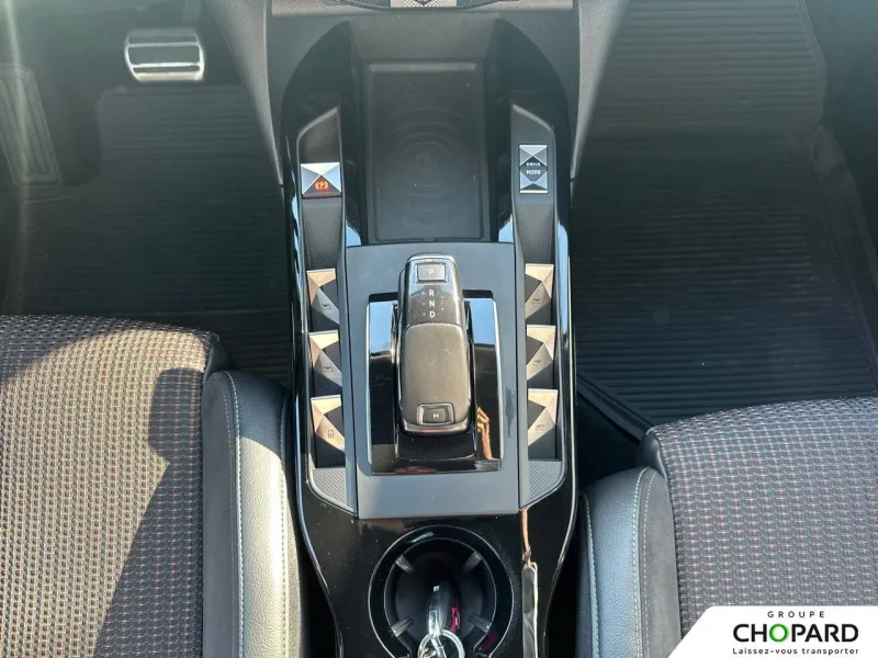 Image secondaire du véhicule 19