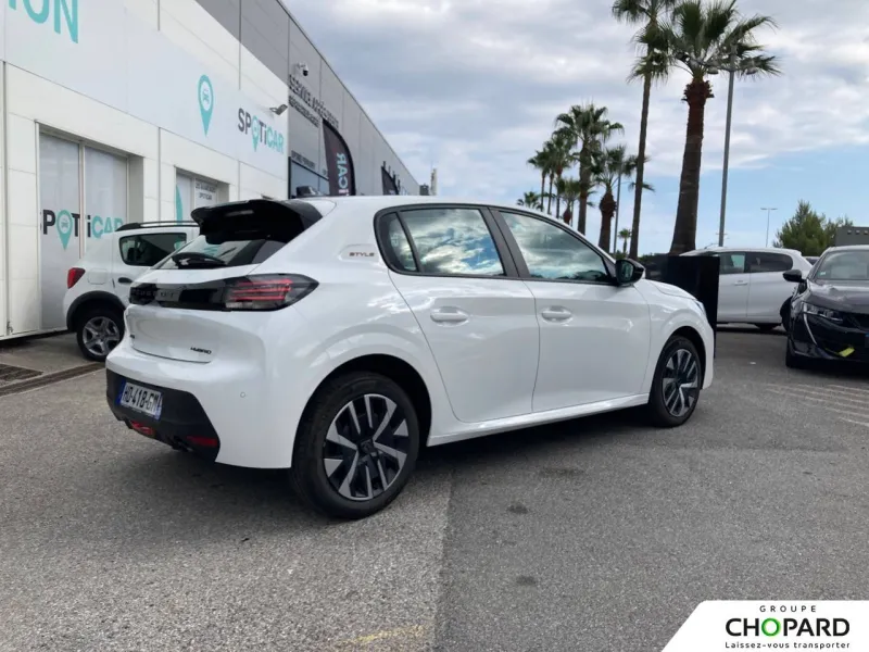 Image secondaire du véhicule 9