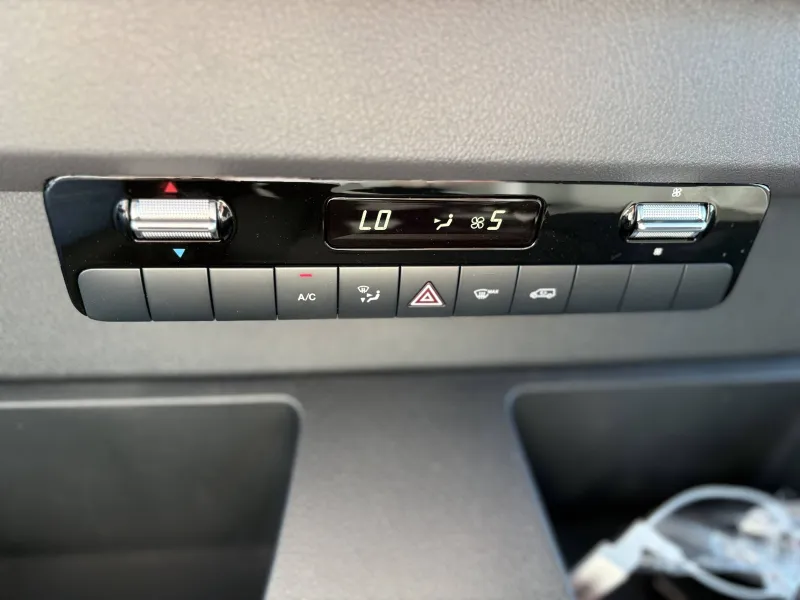 Image secondaire du véhicule 17