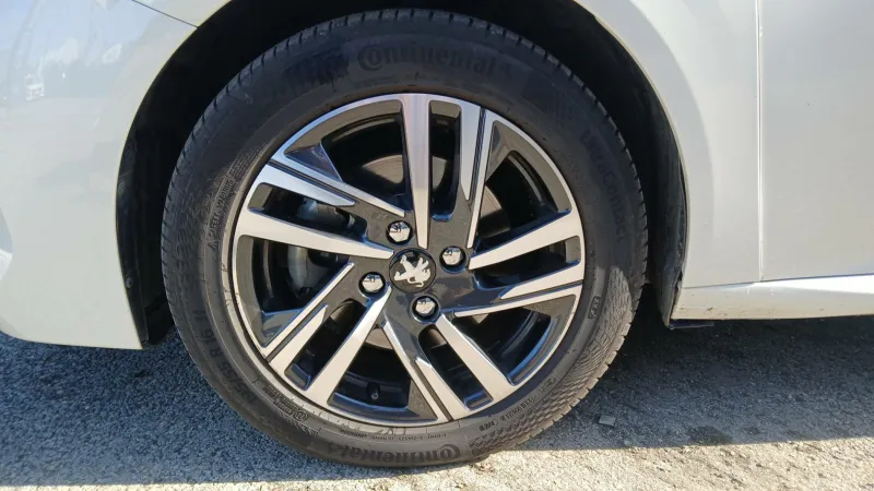 Image secondaire du véhicule 13