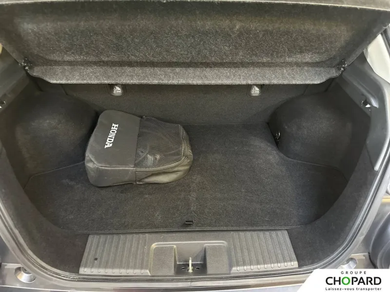 Image secondaire du véhicule 9