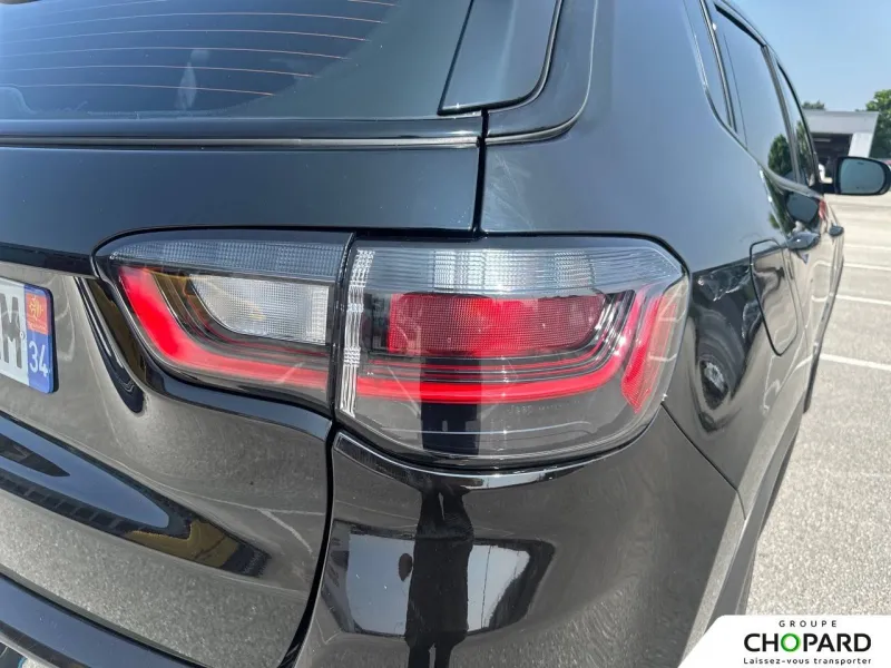 Image secondaire du véhicule 28