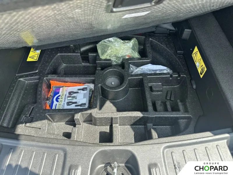 Image secondaire du véhicule 29