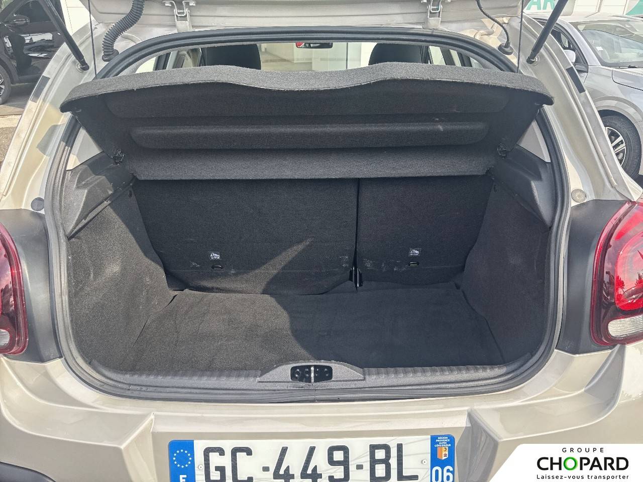 Image secondaire du véhicule 7