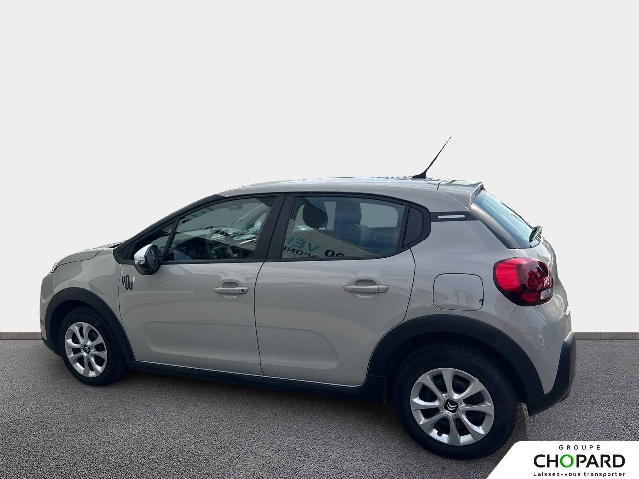 Image secondaire du véhicule 10