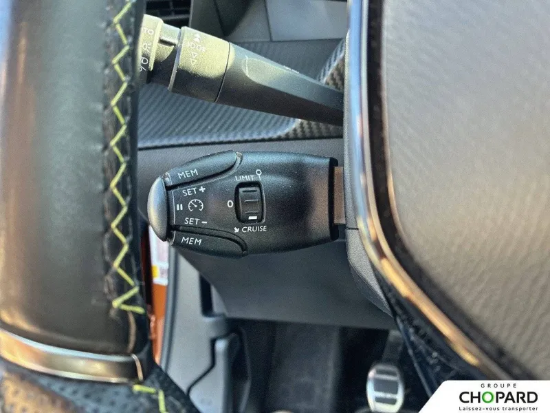 Image secondaire du véhicule 22