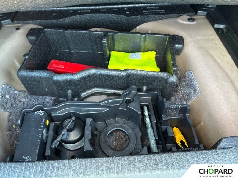 Image secondaire du véhicule 29