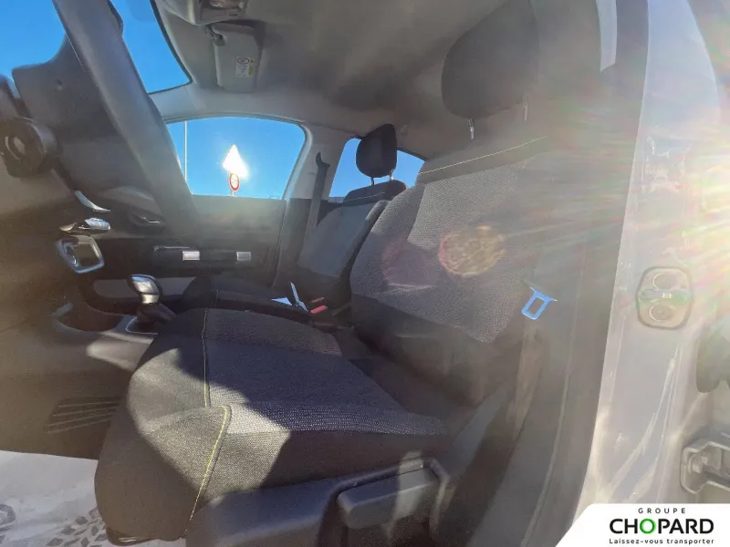 Image secondaire du véhicule 10