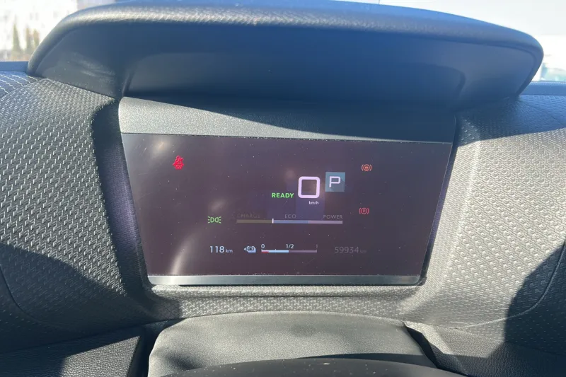 Image secondaire du véhicule 9