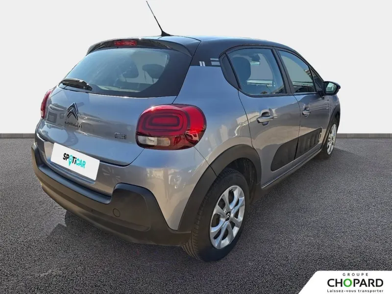 Image secondaire du véhicule 9