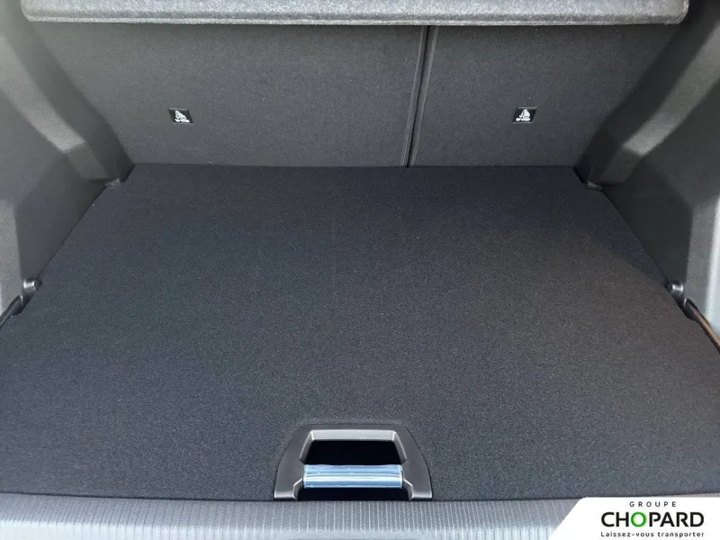 Image secondaire du véhicule 9