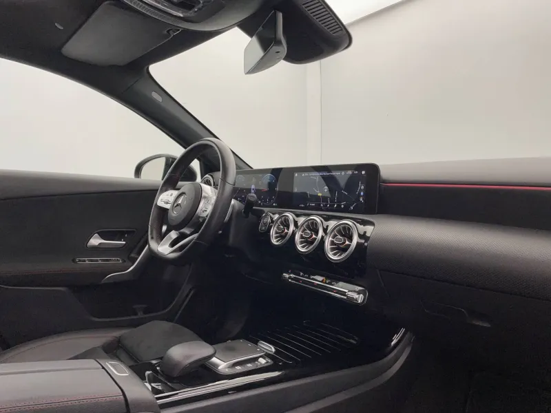 Image secondaire du véhicule 28