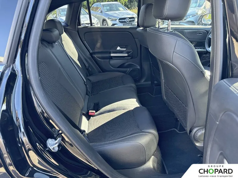 Image secondaire du véhicule 21