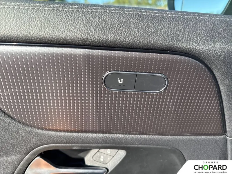 Image secondaire du véhicule 23