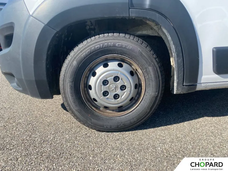 Image secondaire du véhicule 9