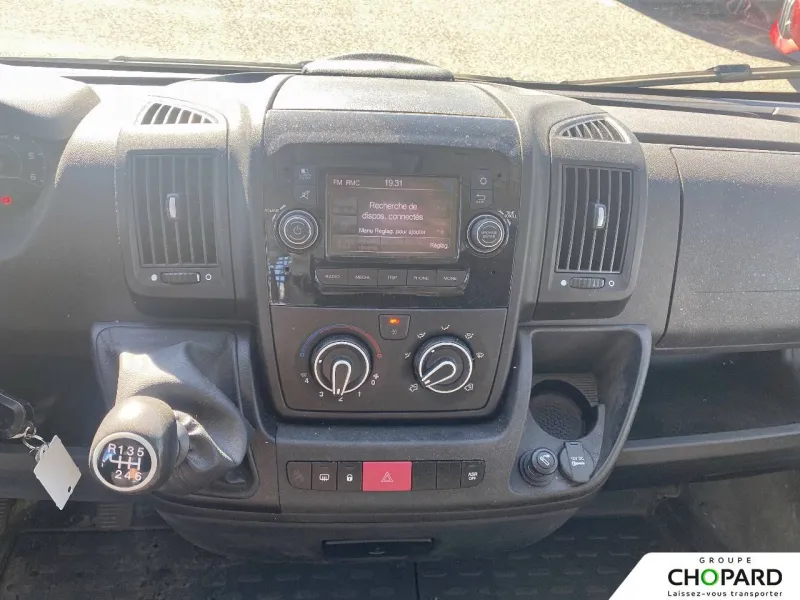 Image secondaire du véhicule 14