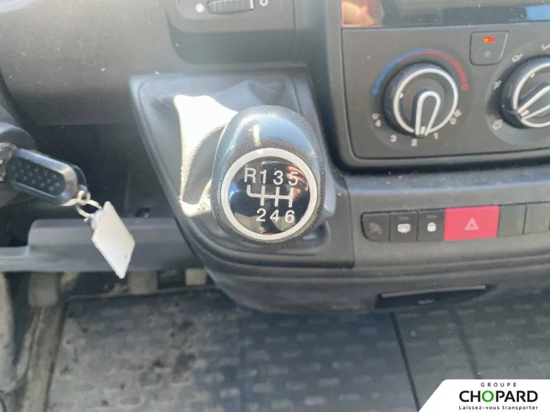 Image secondaire du véhicule 15