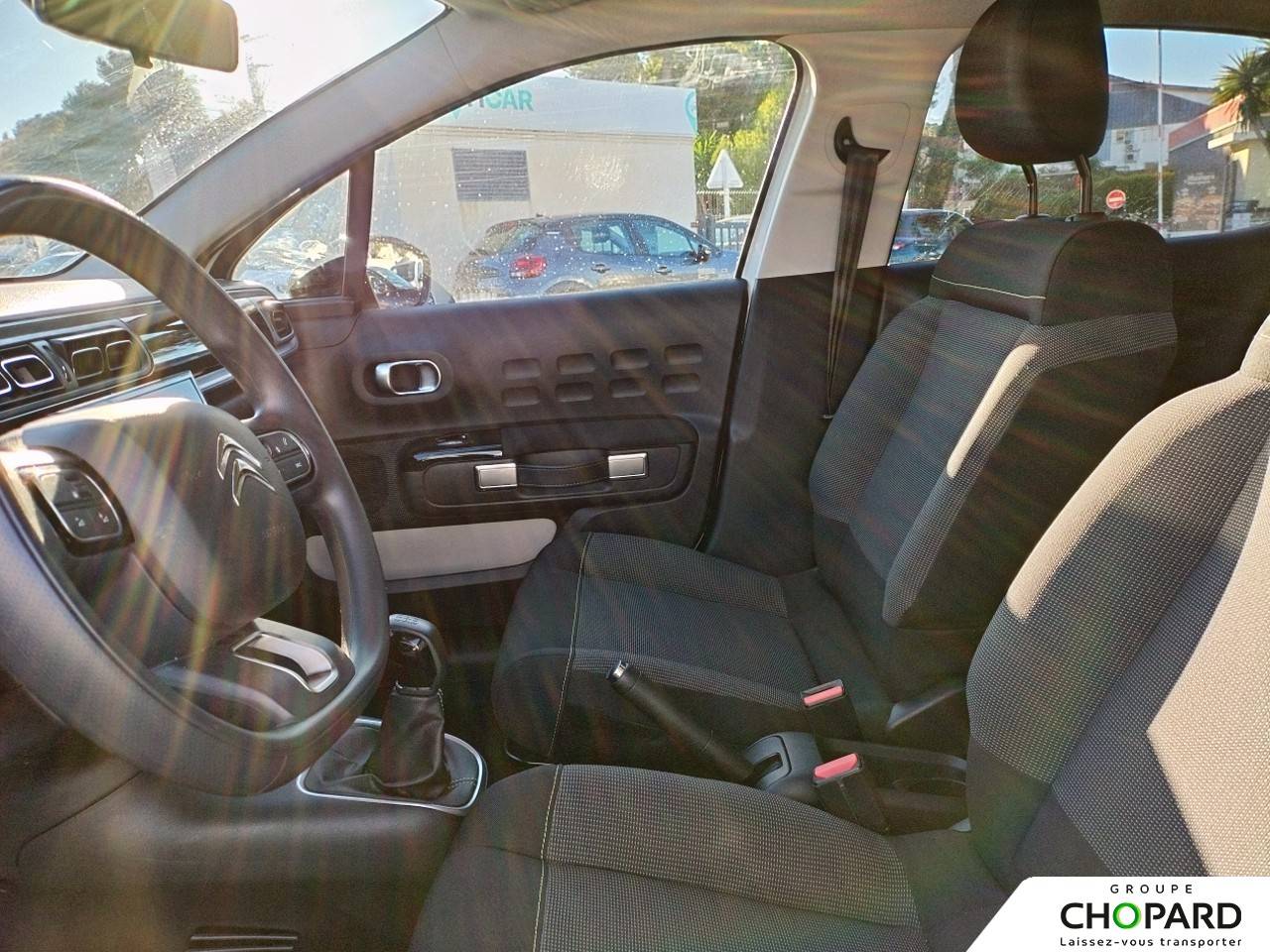 Image secondaire du véhicule 10