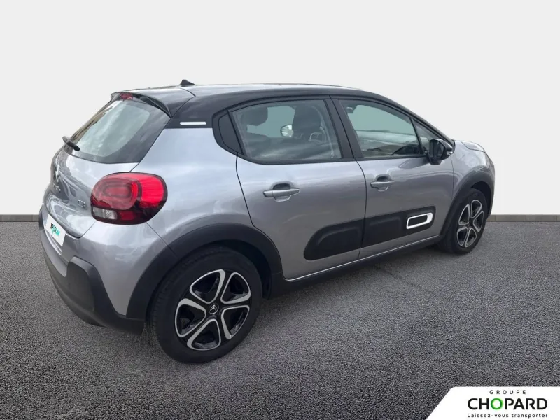 Image secondaire du véhicule 9