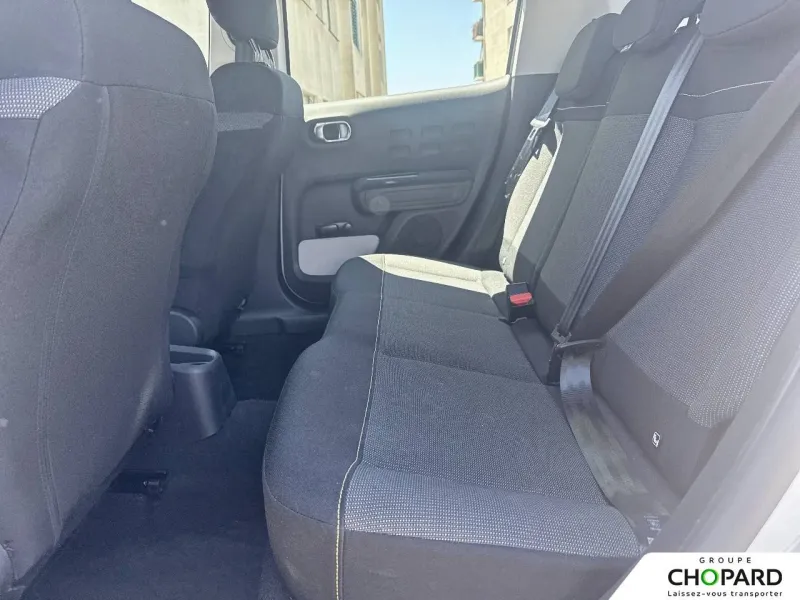 Image secondaire du véhicule 12