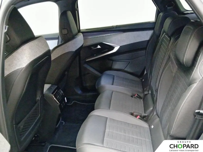 Image secondaire du véhicule 22