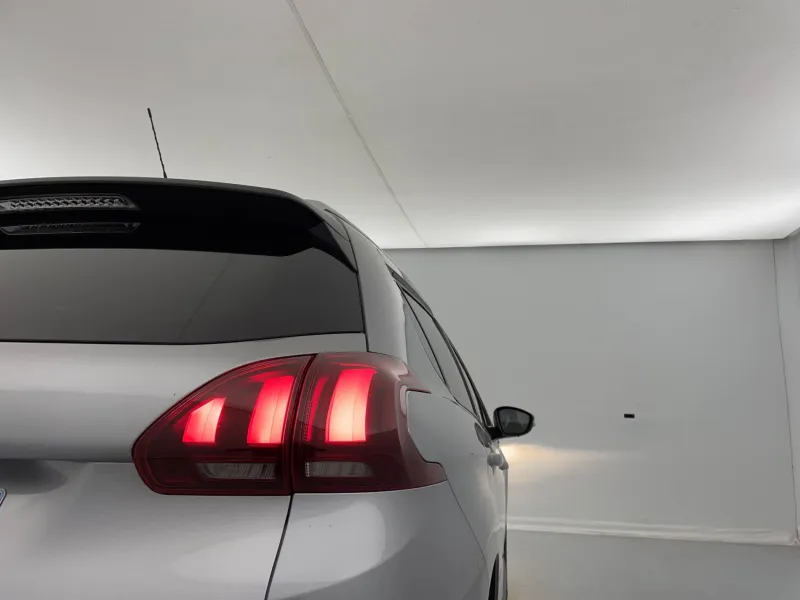 Image secondaire du véhicule 25