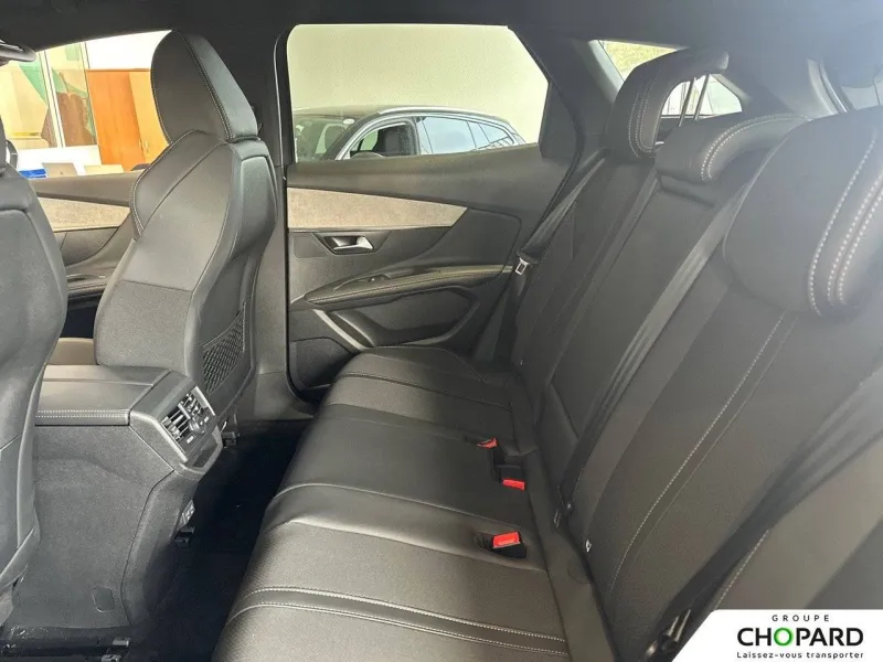 Image secondaire du véhicule 11