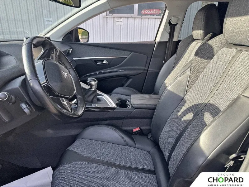 Image secondaire du véhicule 10