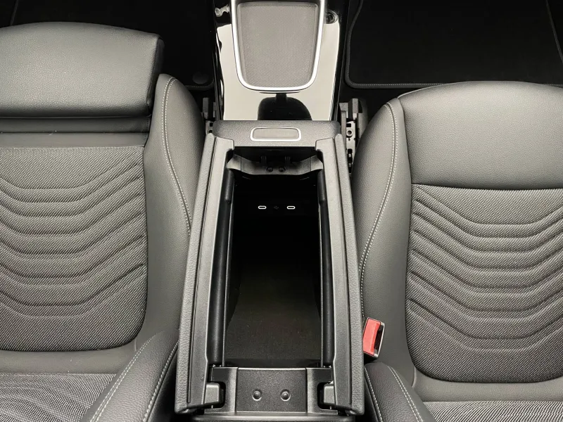 Image secondaire du véhicule 28