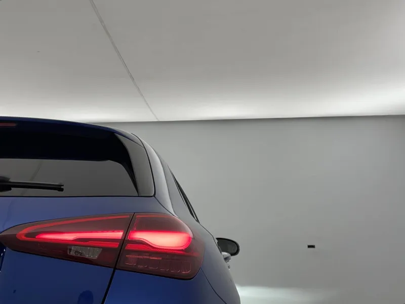 Image secondaire du véhicule 32