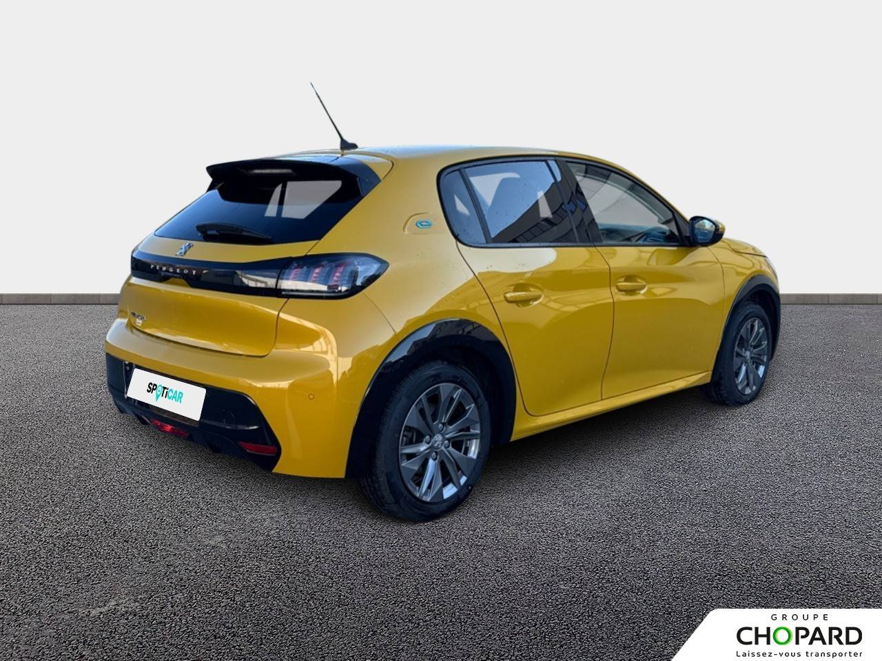 Image secondaire du véhicule 4