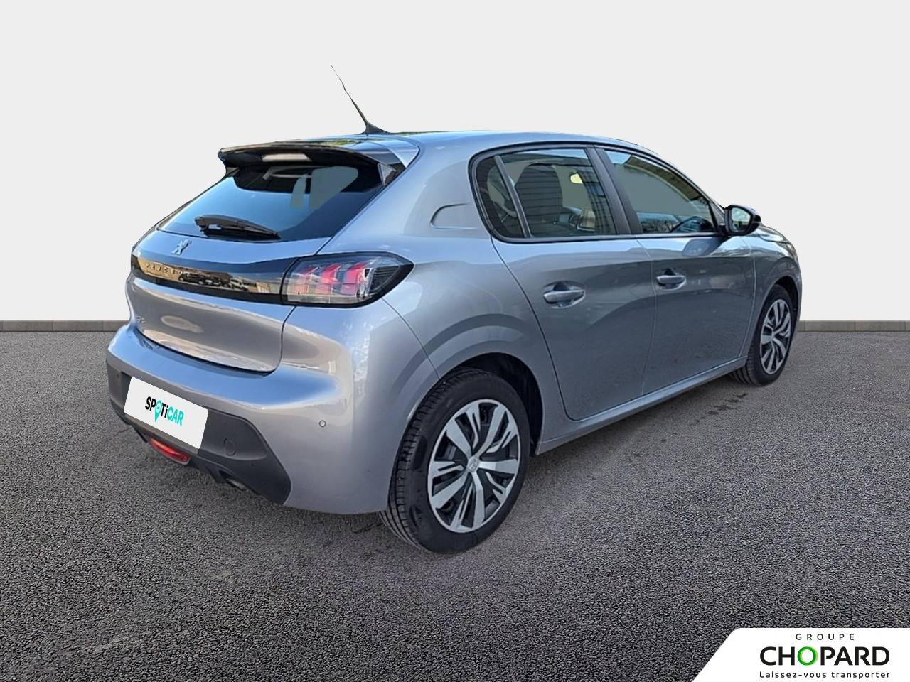 Image secondaire du véhicule 4