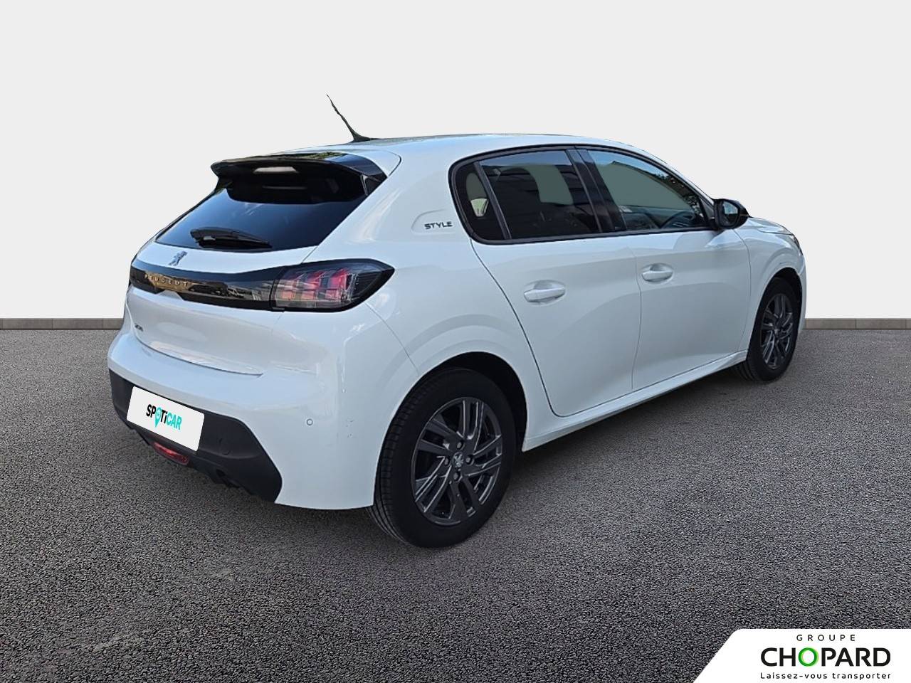 Image secondaire du véhicule 4