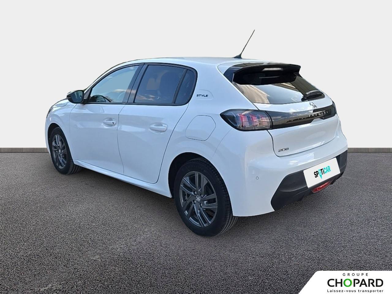 Image secondaire du véhicule 8